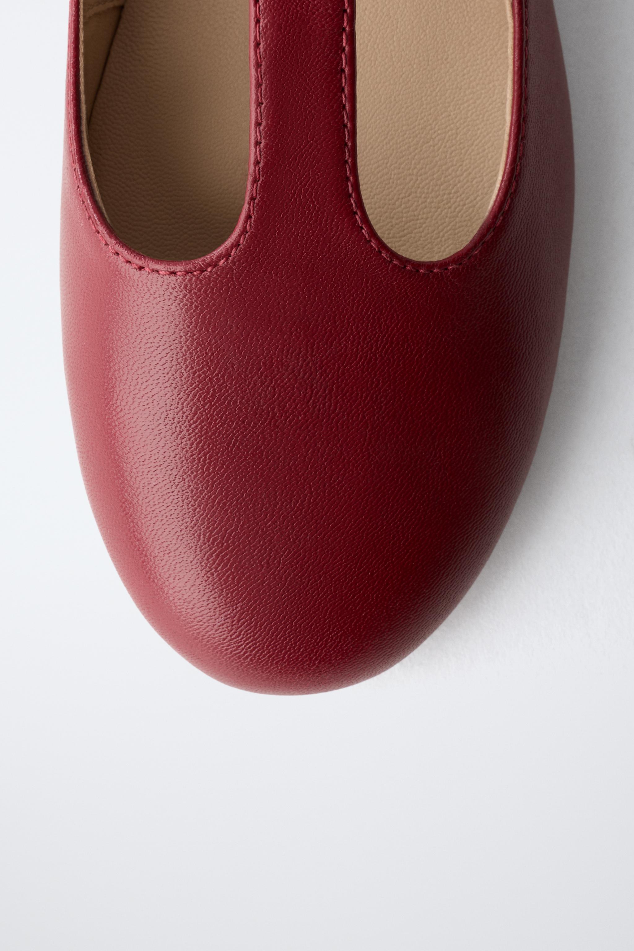 T-STRAP LEATHER BALLET FLATS